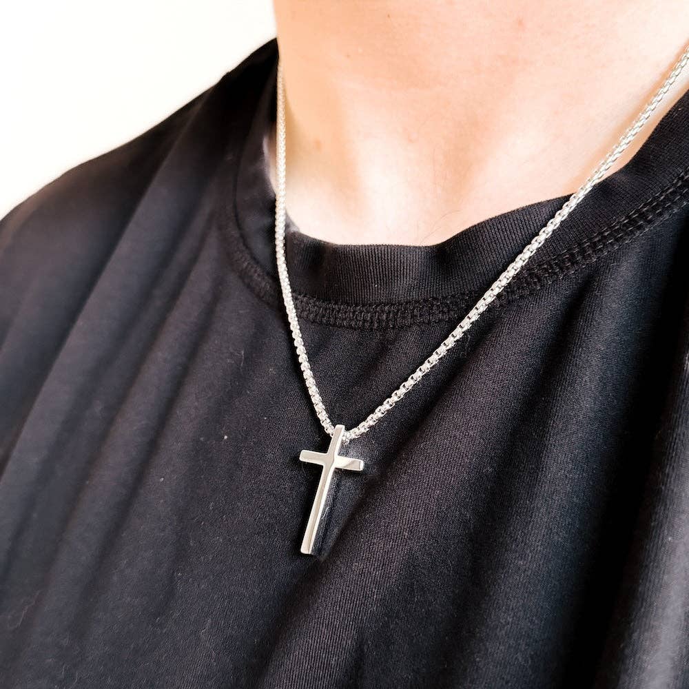 Gio L'uomo Mens Cross Necklace