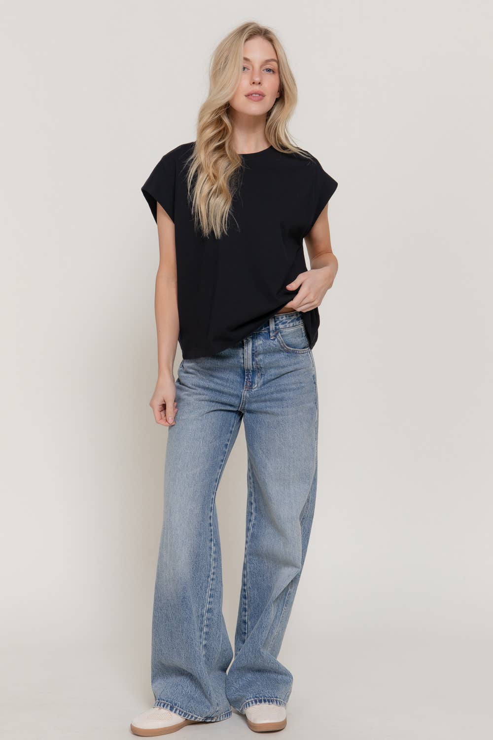 Sleeveless Round Neck Garment Dye T-Shirt