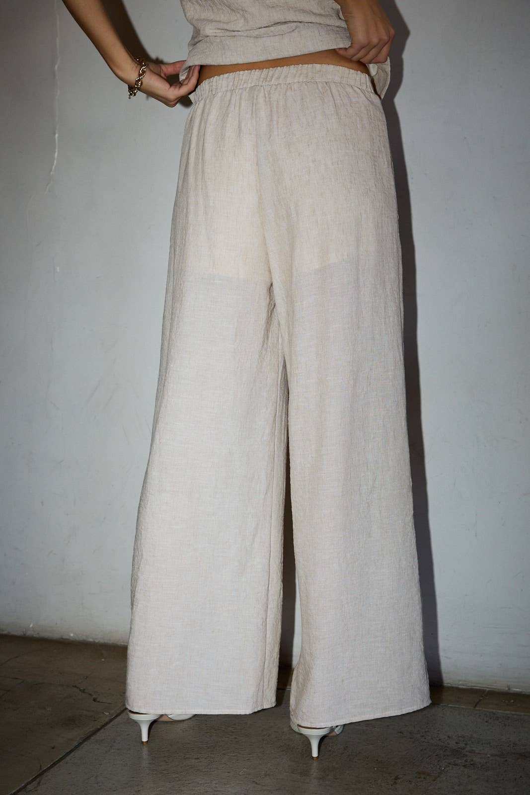 Pleated Detail Wide Leg Pants
