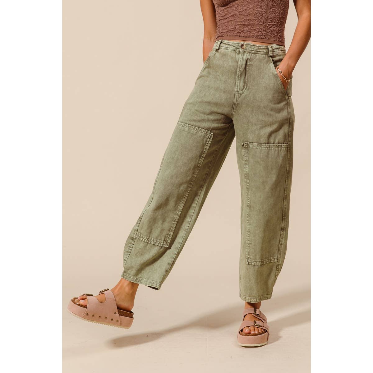 Mineral Washed Mid Rise Barrel Shape Pants