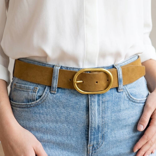 Suede Oval Concho Buckle Belt