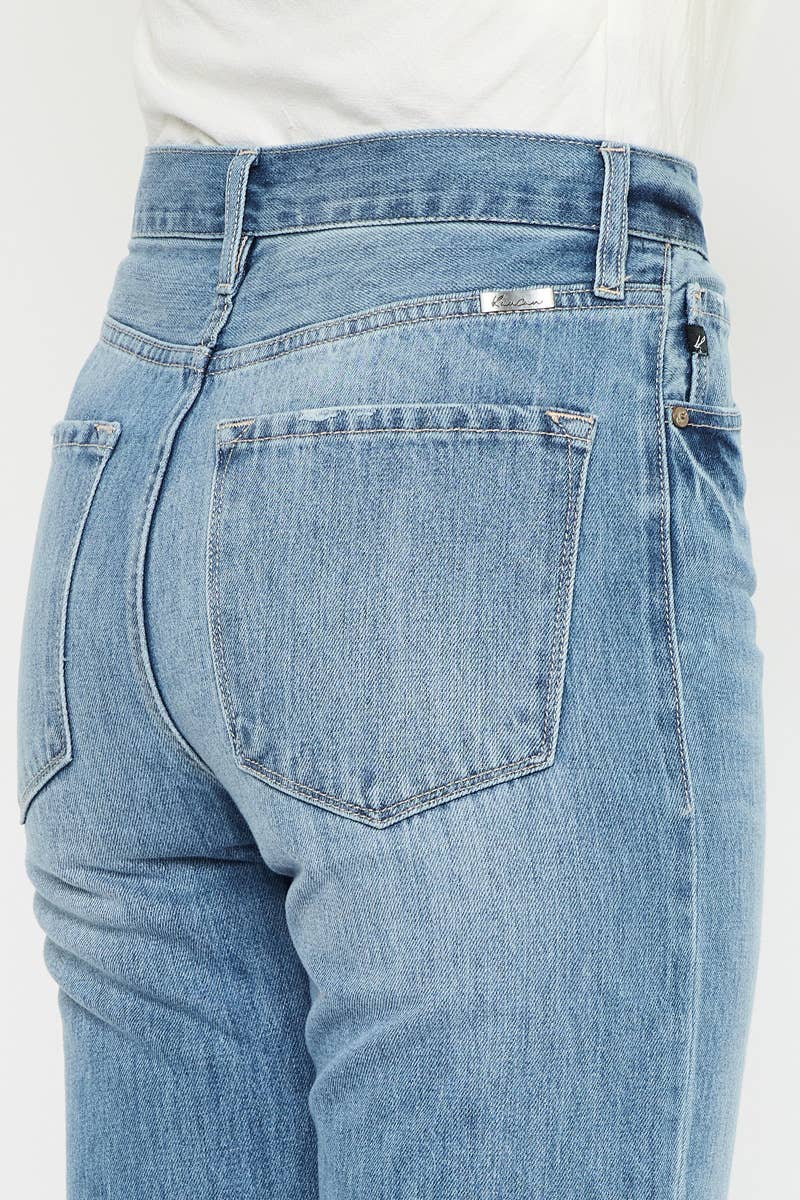 High Rise 90’s Straight Jeans