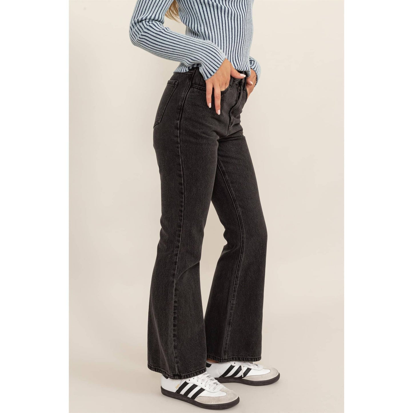 High-waisted Flared Jeans