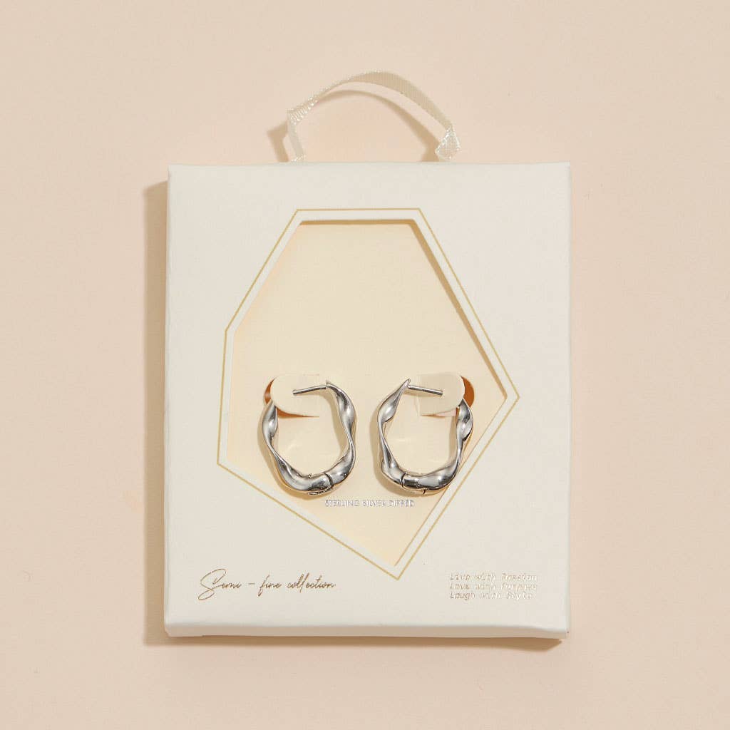 Wavy Hoop Earring