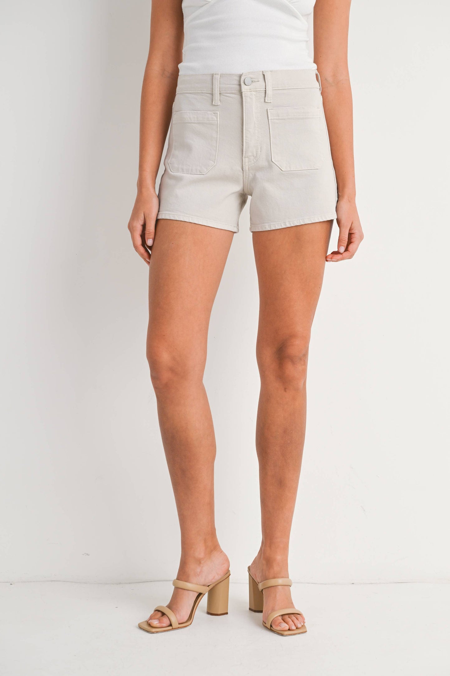Patch Pocket Short