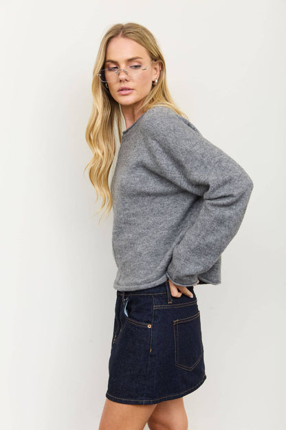 Center Seam Rolled Neck Knit Sweater