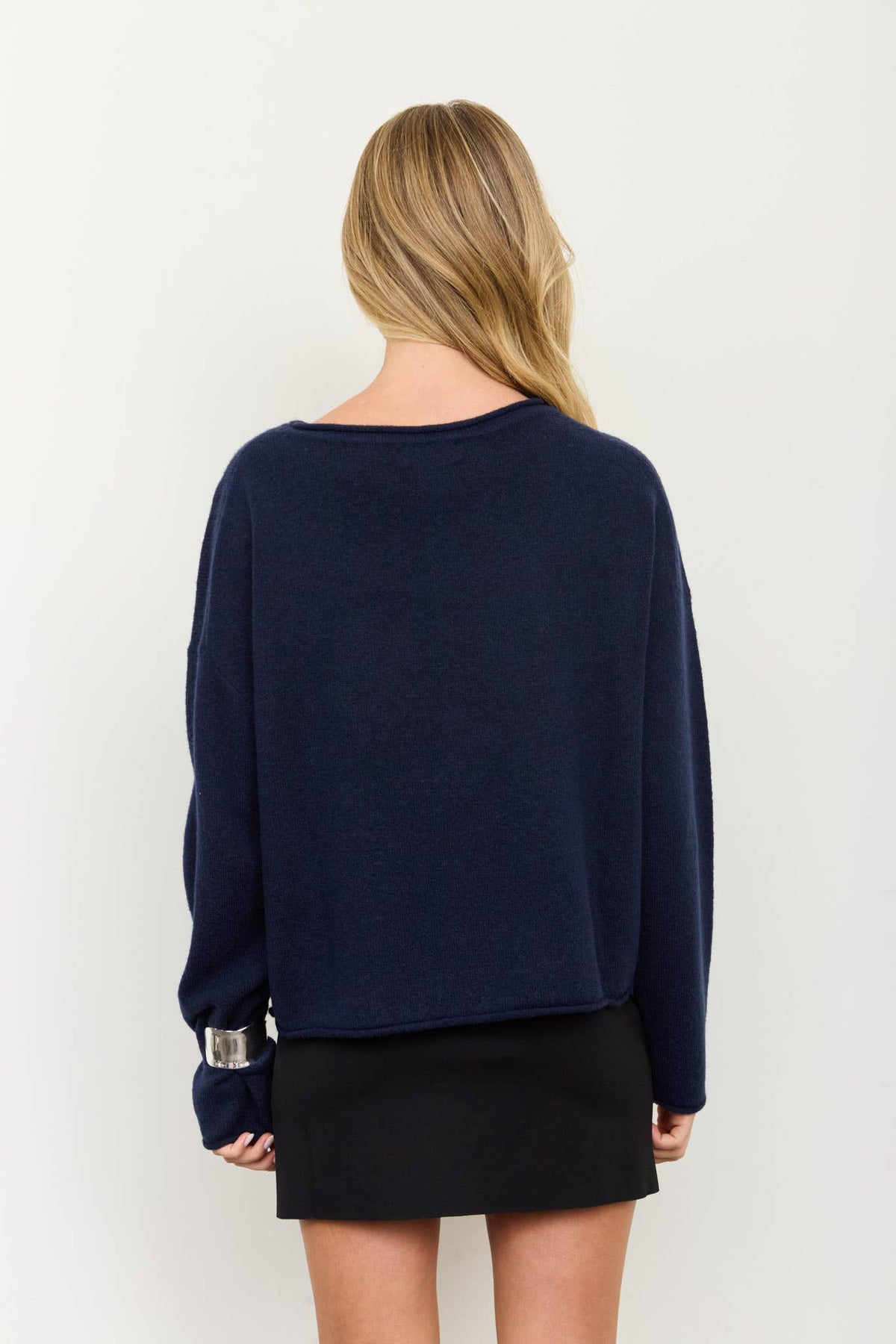 Center Seam Rolled Neck Knit Sweater