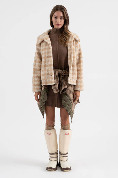 Houndstooth Button Up Collared Jacket