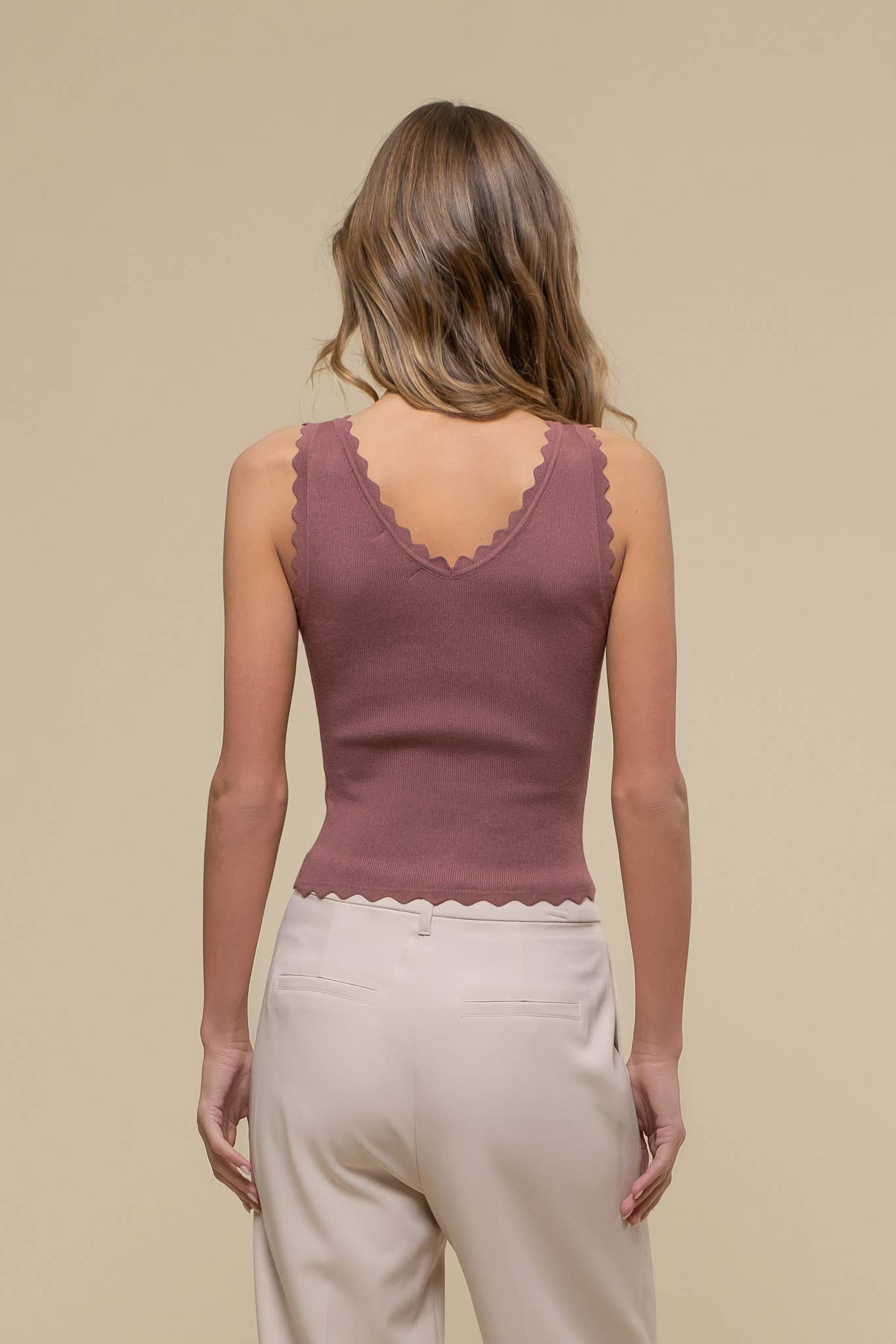 Scallop Edge Sleeveless Sweater Knit Crop Top