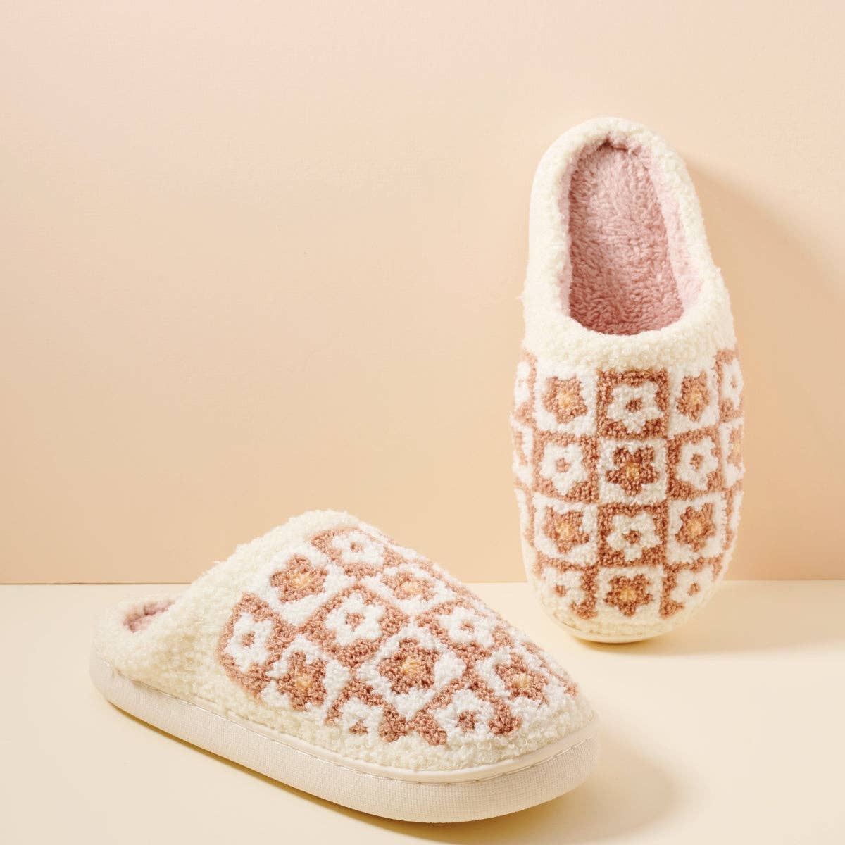 Stylish Flower Color-Block Home Slippers