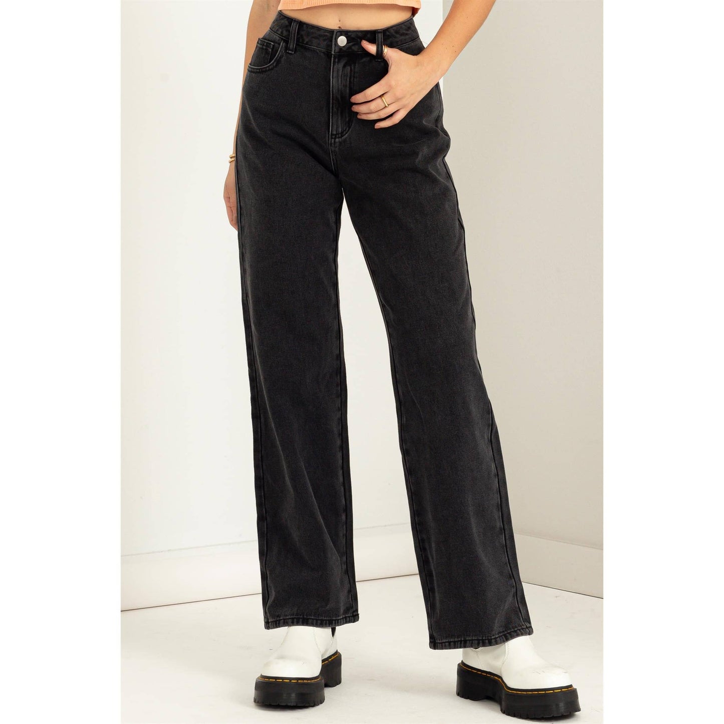 High-waisted Wide-cut Jeans
