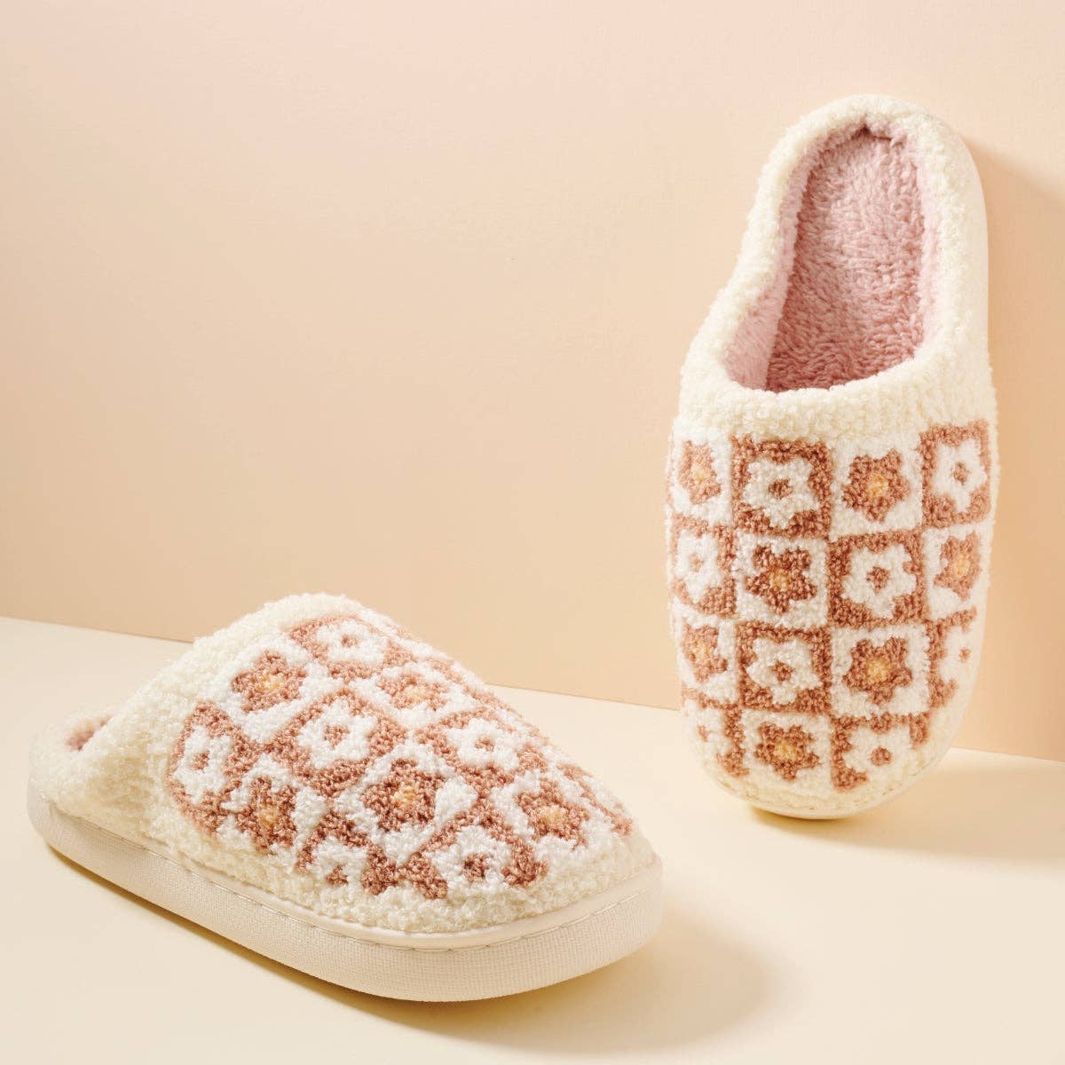 Stylish Flower Color-Block Home Slippers