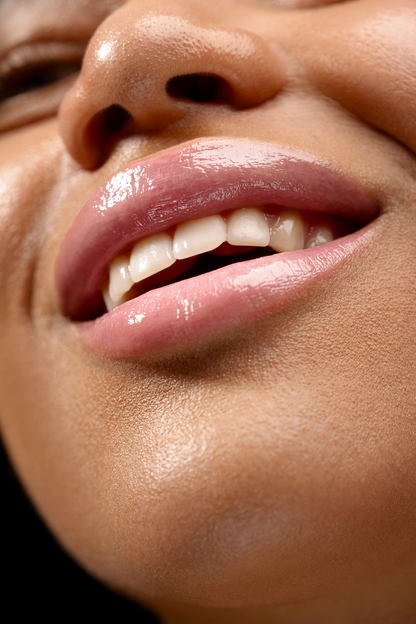 Glazy Lips - Strawberry Mochi